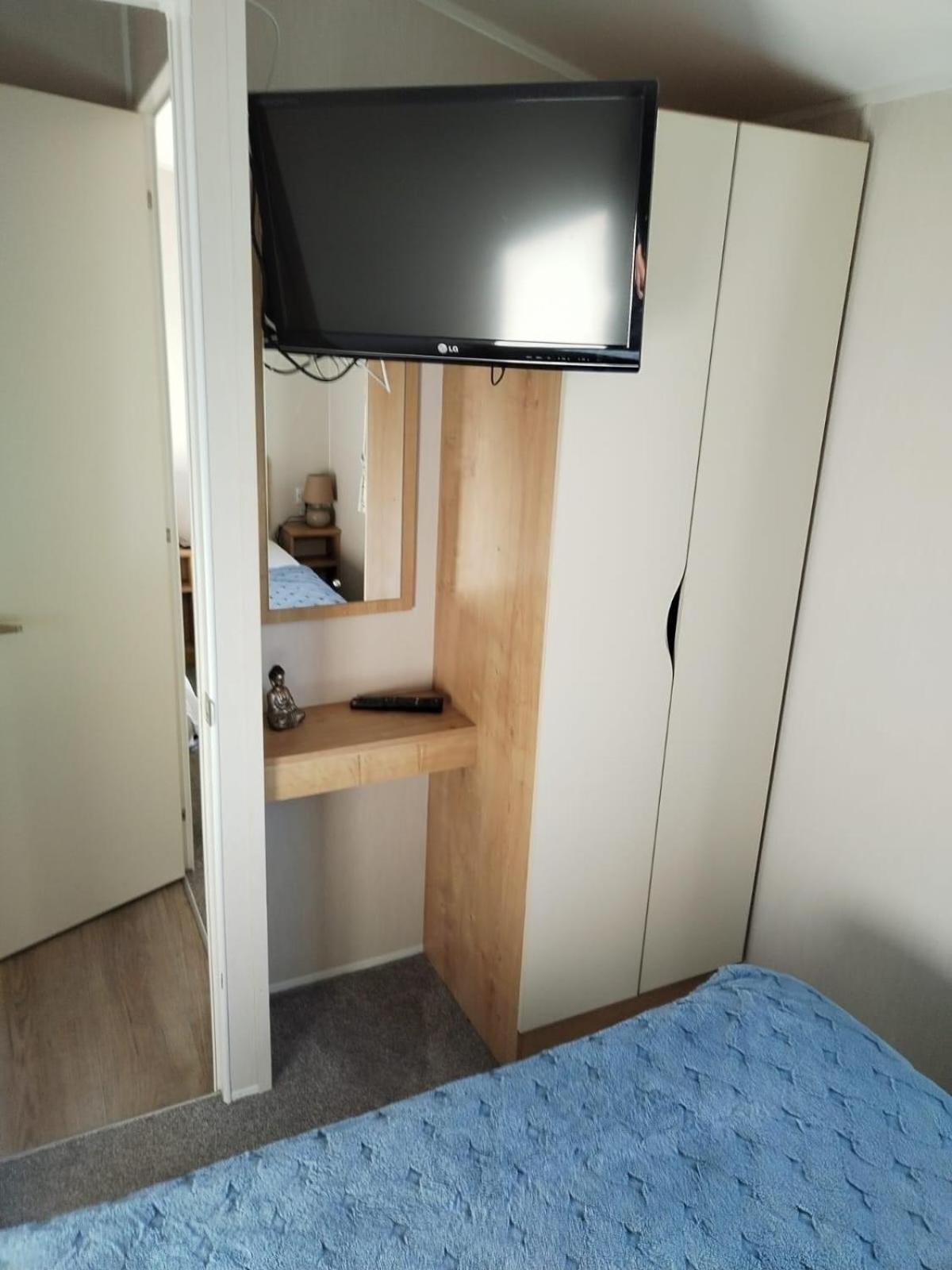 Lovely Caravan Nearby The Beach In Hunstanton, Norfolk Ref 23071C Hotel Екстериор снимка